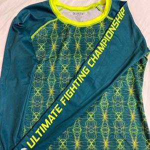 UFC rash guard women’s top